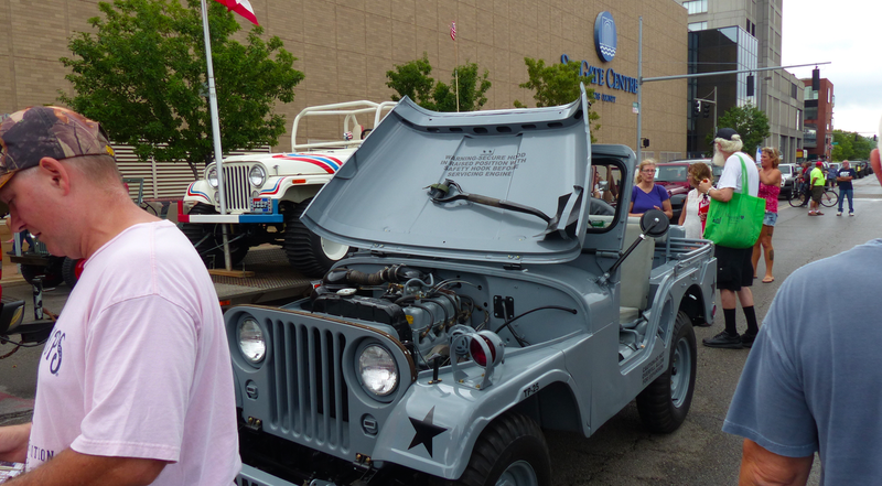 Illustration for article titled Bask In The Explosion Of Jeepness At The Toledo Jeep Festival